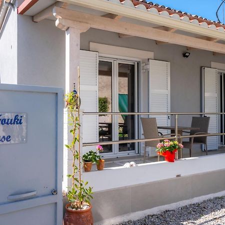 Fouki Apartments Ipsos Beach Екстер'єр фото