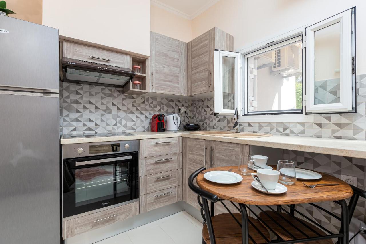Fouki Apartments Ipsos Beach Екстер'єр фото