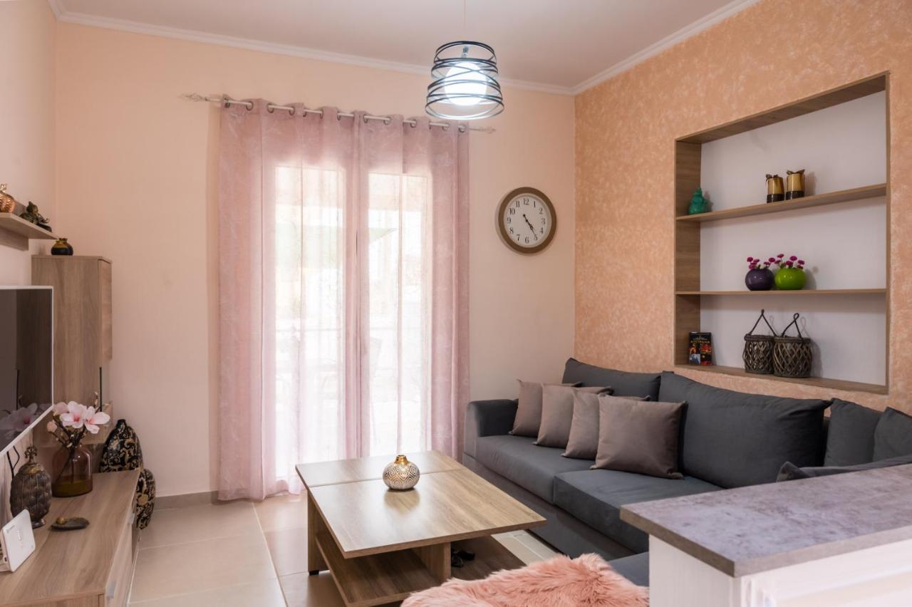 Fouki Apartments Ipsos Beach Екстер'єр фото